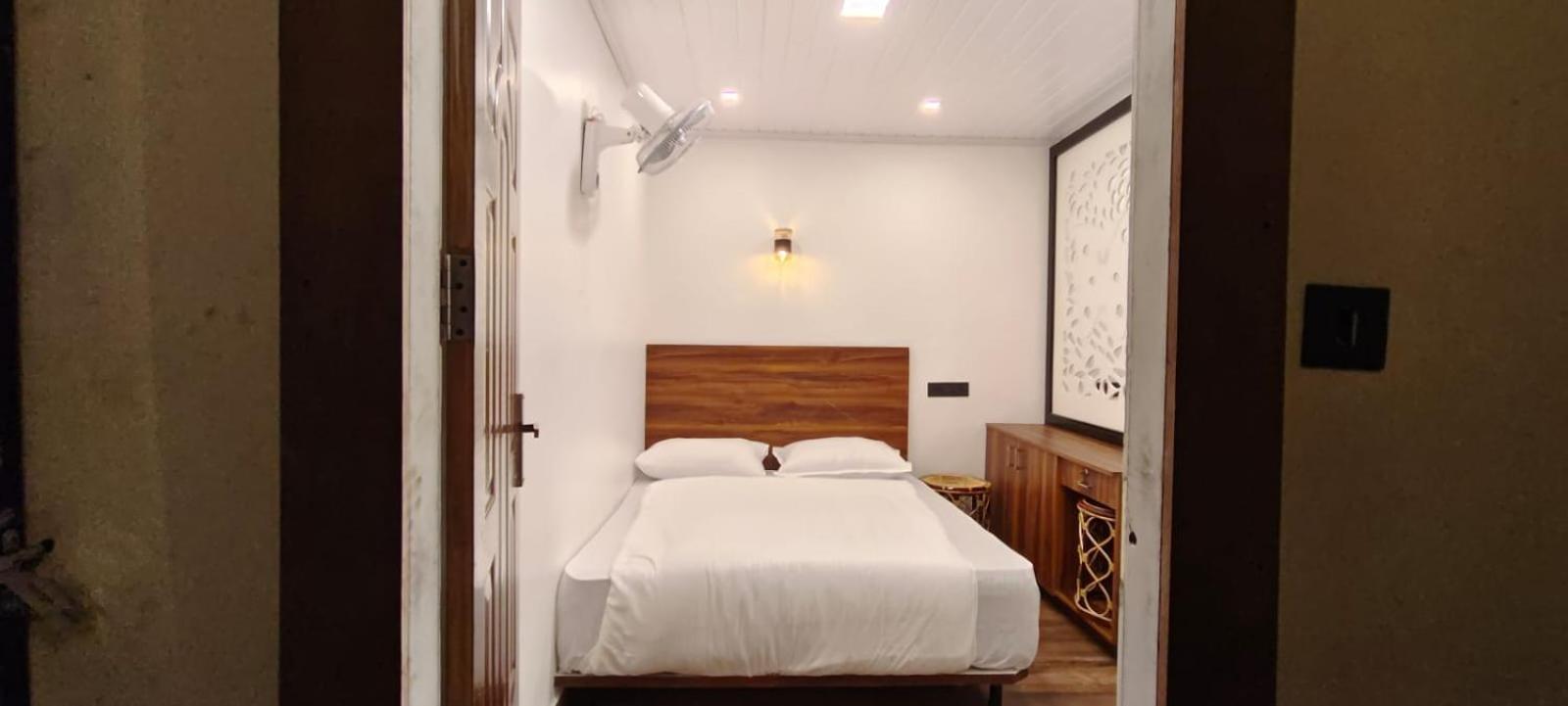 Birdwing Cottage, Munnar Exteriör bild